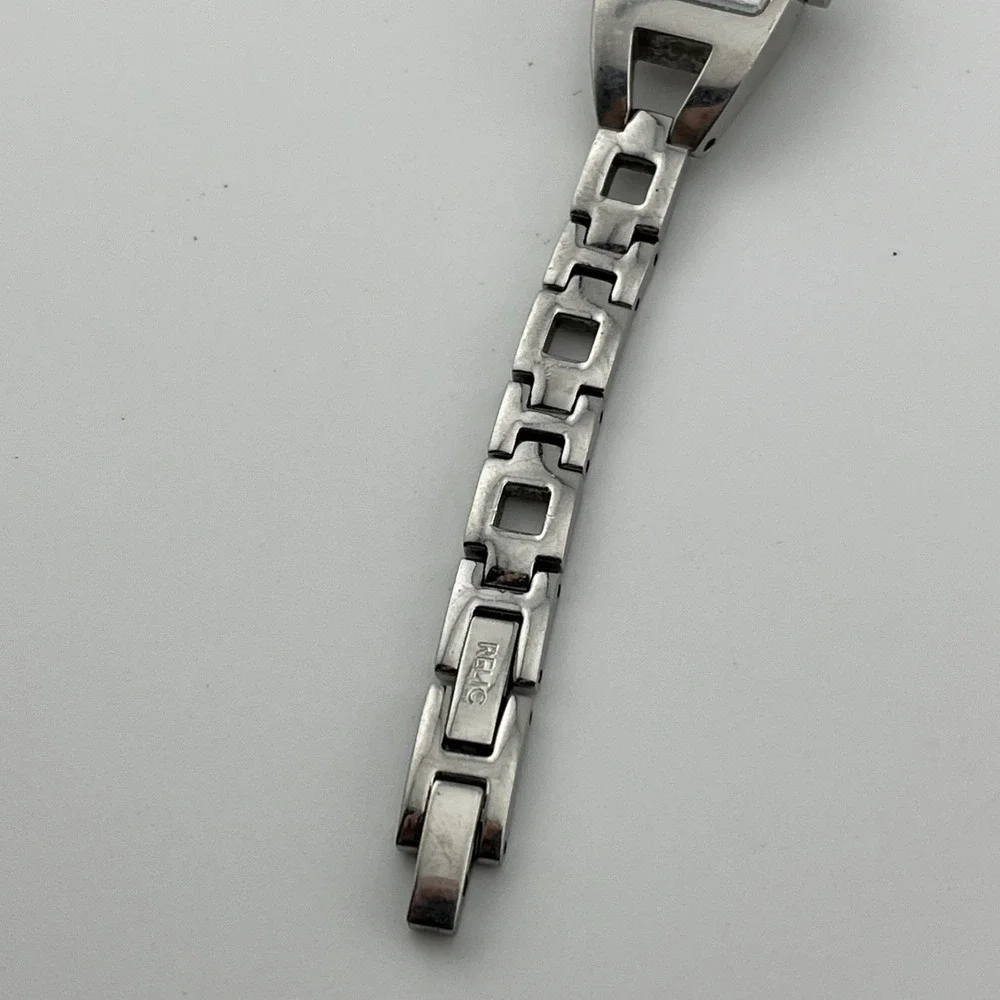 Relic Watch Women 18mm Case Silver‎ 6.5